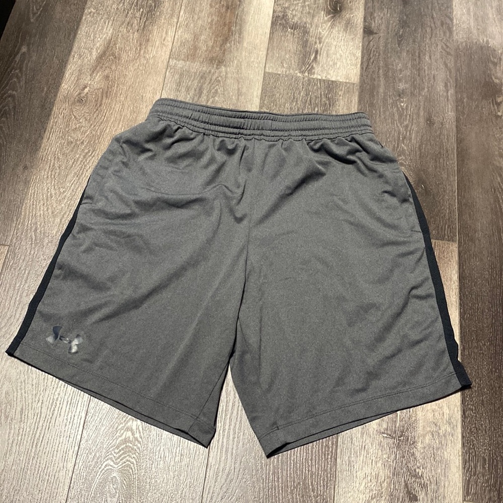 Men’s under armour athletic shorts